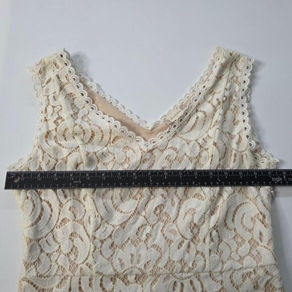 Altar'd State Dress Womens Medium Ivory Lace Fit & Flare Sleeveless V Neck Boho - Picture 11 of 12